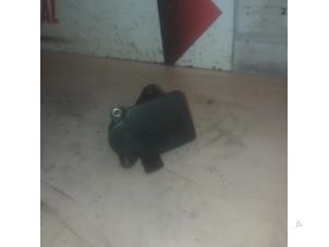 Gebruikte Stelmotor inlaatspruitstuk Mercedes C Estate (S204) 3.0 C-320 CDI V6 24V Prijs € 50,00 Margeregeling aangeboden door EU Engines & Parts BV