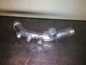 Gebruikte Intercooler Buis Mercedes ML III (166) 3.0 ML-350 BlueTEC V6 24V 4-Matic Prijs € 25,00 Margeregeling aangeboden door EU Engines & Parts BV