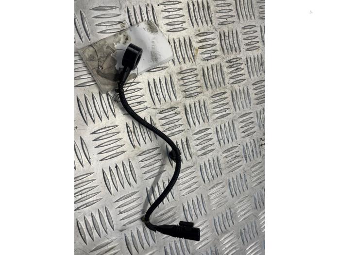 Pingelsensor van een Mercedes-Benz E (W212) E-250 CDI 16V BlueEfficiency 4-Matic 2014