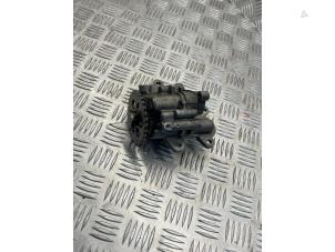 Gebruikte Oliepomp Ford Transit Custom 2.2 TDCi 16V Prijs € 50,00 Margeregeling aangeboden door EU Engines & Parts BV