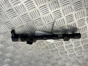 Gebruikte Injector brug Ford Transit 2.0 TDCi 16V Eco Blue 130 4x4 Prijs € 95,00 Margeregeling aangeboden door EU Engines & Parts BV