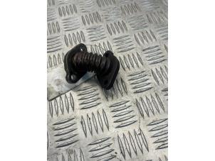 Gebruikte EGR Buis Mercedes S (W221) 3.0 S-320 CDI 24V Prijs € 25,00 Margeregeling aangeboden door EU Engines & Parts BV