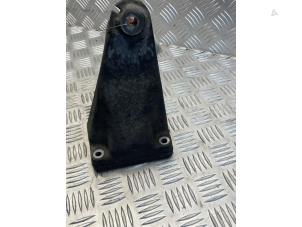 Gebruikte Motorsteun Mercedes C (W204) 2.2 C-220 CDI 16V Prijs € 35,00 Margeregeling aangeboden door EU Engines & Parts BV