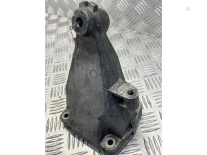 Gebruikte Motorsteun Ford Transit 2.2 TDCi 16V Euro 5 Prijs € 35,00 Margeregeling aangeboden door EU Engines & Parts BV