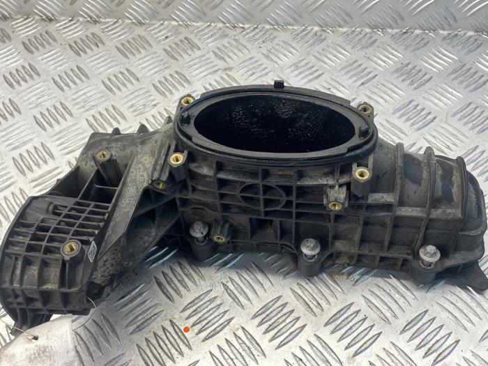 Gebruikte Spruitstuk Inlaat Mercedes A (W176) 2.2 A-200 CDI, A-200d 16V Prijs € 75,00 Margeregeling aangeboden door EU Engines & Parts BV
