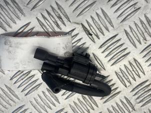 Gebruikte Vacuum ventiel Mercedes E (W213) E-300d 2.0 Turbo 16V Prijs € 10,00 Margeregeling aangeboden door EU Engines & Parts BV