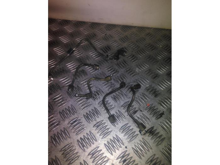 Brandstofleiding van een Mercedes-Benz Sprinter 2t (901/902) 208 CDI 16V 2001