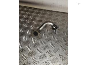 Gebruikte EGR Buis Mercedes C Estate (S204) 2.2 C-200 CDI 16V . Prijs € 20,00 Margeregeling aangeboden door EU Engines & Parts BV