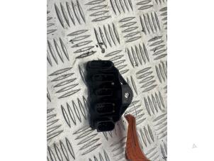 Gebruikte Delco Mercedes E (W213) E-300d 2.0 Turbo 16V Prijs € 30,00 Margeregeling aangeboden door EU Engines & Parts BV