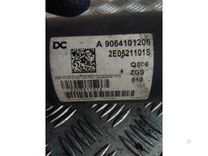 Gebruikte Tussenas Volkswagen Crafter 2.5 TDI 30/32/35 Prijs € 75,00 Margeregeling aangeboden door EU Engines & Parts BV