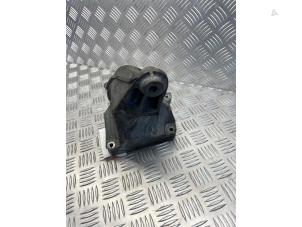 Gebruikte Motorrubber Mercedes GLC (X253) 2.2 220d 16V BlueTEC 4-Matic Prijs € 35,00 Margeregeling aangeboden door EU Engines & Parts BV