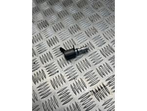 Gebruikte Sensor Nokkenas Ford Focus 3 1.0 Ti-VCT EcoBoost 12V 125 Prijs € 35,00 Margeregeling aangeboden door EU Engines & Parts BV