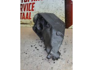 Gebruikte Motorrubber Mercedes Vito (639.6) 2.2 109 CDI 16V Prijs € 45,00 Margeregeling aangeboden door EU Engines & Parts BV