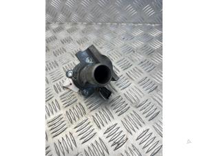 Gebruikte Thermostaathuis Fiat Ducato (250) 2.3 D 130 Multijet Minibus Extralongo Prijs € 35,00 Margeregeling aangeboden door EU Engines & Parts BV