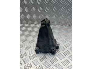 Gebruikte Motorrubber Mercedes C (C204) 1.8 C-180 CGI 16V BlueEfficiency Prijs € 25,00 Margeregeling aangeboden door EU Engines & Parts BV