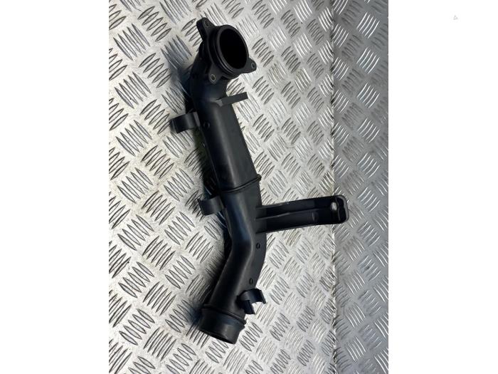 Gebruikte Intercooler Buis Opel Insignia 2.0 CDTI 16V 130 Ecotec Prijs € 25,00 Margeregeling aangeboden door EU Engines & Parts BV