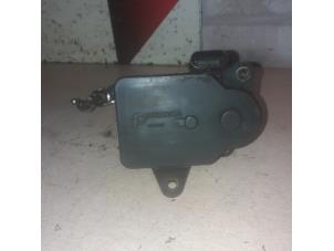 Gebruikte Wervelklep motor Mercedes Vito (639.6) 3.0 120 CDI V6 24V Prijs € 50,00 Margeregeling aangeboden door EU Engines & Parts BV