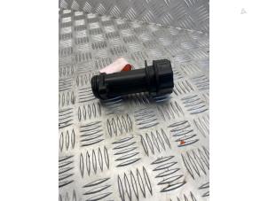 Gebruikte Olie vulpijp Fiat Ducato (250) 2.3 D 130 Multijet Minibus Extralongo Prijs € 30,00 Margeregeling aangeboden door EU Engines & Parts BV