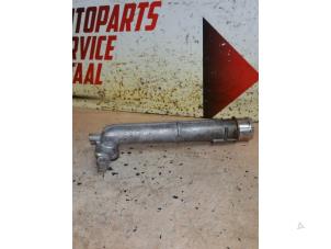 Gebruikte Waterpijp Mercedes C (R205) C-180 1.6 16V Prijs € 30,00 Margeregeling aangeboden door EU Engines & Parts BV
