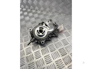 Gebruikte Steun dieselpomp Peugeot Boxer (U9) 2.0 BlueHDi 130 Prijs € 75,00 Margeregeling aangeboden door EU Engines & Parts BV