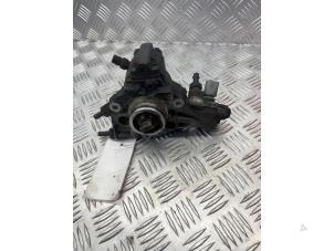 Gebruikte Brandstofpomp Mechanisch Mercedes C Estate (S204) 2.2 C-220 CDI 16V Prijs € 125,00 Margeregeling aangeboden door EU Engines & Parts BV