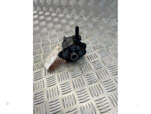 Gebruikte Videpomp (Diesel) Mercedes E (W212) E-220 CDI 16V BlueEfficiency,BlueTEC Prijs € 30,00 Margeregeling aangeboden door EU Engines & Parts BV