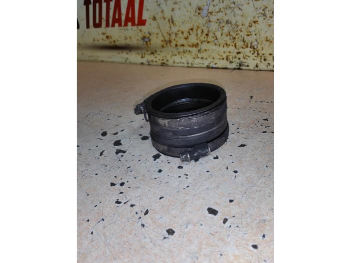 Gebruikte Intercooler Buis Mercedes A-Klasse AMG (177.0) 2.0 A-35 AMG Turbo 16V 4Matic Prijs € 15,00 Margeregeling aangeboden door EU Engines & Parts BV