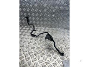 Gebruikte Oliedruk Leiding Landrover Range Rover Sport (LW) 3.0 TDV6 Prijs € 35,00 Margeregeling aangeboden door EU Engines & Parts BV