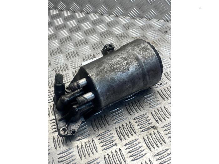 Gebruikte Oliefilterhuis Renault Master II (FD/HD) 2.5 dCi 16V Prijs € 40,00 Margeregeling aangeboden door EU Engines & Parts BV