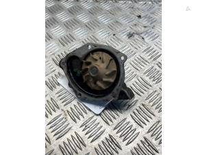 Gebruikte Waterpomp Renault Master II (FD/HD) 2.5 dCi 150 FAP Prijs € 20,00 Margeregeling aangeboden door EU Engines & Parts BV
