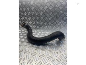 Gebruikte Intercooler Slang Mercedes C Estate (S204) 1.8 C-200 CGI 16V Prijs € 35,00 Margeregeling aangeboden door EU Engines & Parts BV