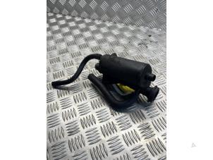 Gebruikte Carterventilatie Renault Trafic New (FL) 1.9 dCi 82 16V Prijs € 30,00 Margeregeling aangeboden door EU Engines & Parts BV