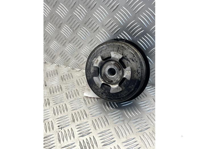Gebruikte Poelie Krukas Mercedes E (W212) E-350 CDI V6 24V BlueEfficiency Prijs € 75,00 Margeregeling aangeboden door EU Engines & Parts BV