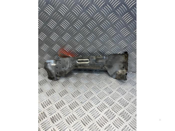Gebruikte Hitteschild uitlaat Mercedes C Sportcoupé (C203) 1.8 C-180K 16V Prijs € 20,00 Margeregeling aangeboden door EU Engines & Parts BV