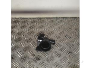 Gebruikte Waterpijp Mercedes E (W212) E-300 CDI V6 24V BlueTEC Prijs € 15,00 Margeregeling aangeboden door EU Engines & Parts BV