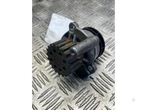 Gebruikte Waterpomp Volkswagen Multivan T5 (7E/7HC/7HF/7HM) 2.0 TDI 16V Prijs € 30,00 Margeregeling aangeboden door EU Engines & Parts BV