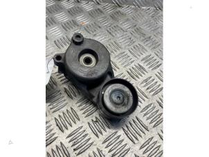 Gebruikte Spanner multiriem Mercedes Vito (639.6) 3.2 122 V6 18V Prijs € 25,00 Margeregeling aangeboden door EU Engines & Parts BV