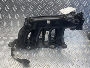 Gebruikte Inlaatspruitstuk Mercedes C (W204) 1.6 C-180 16V BlueEfficiency Prijs € 175,00 Margeregeling aangeboden door EU Engines & Parts BV