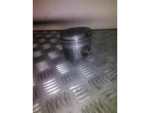 Gebruikte Zuiger Ford Transit Custom 2.0 TDCi 16V Eco Blue 105 Prijs € 50,00 Margeregeling aangeboden door EU Engines & Parts BV