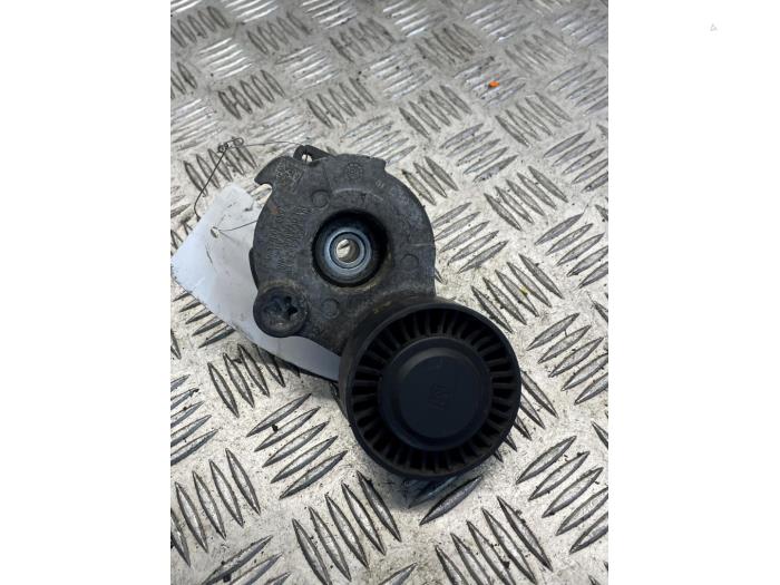 Gebruikte Spanrol Multiriem Audi Q7 (4MB/4MG) 3.0 TDI V6 24V Prijs € 20,00 Margeregeling aangeboden door EU Engines & Parts BV