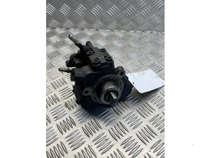 Gebruikte Brandstofpomp Mechanisch Ford Transit Custom 2.2 TDCi 16V FWD Prijs € 125,00 Margeregeling aangeboden door EU Engines & Parts BV
