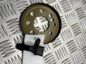 Gebruikte Krukas sensor Mercedes C (W205) C-300 2.0 Turbo 16V Prijs € 25,00 Margeregeling aangeboden door EU Engines & Parts BV