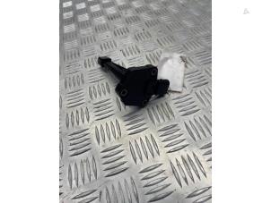 Gebruikte Oliepeil sensor Landrover Range Rover III (LM) 5.0 V8 32V Supercharged Prijs € 35,00 Margeregeling aangeboden door EU Engines & Parts BV