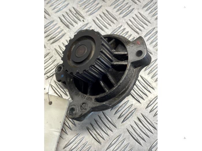 Gebruikte Waterpomp Volkswagen Crafter 2.5 TDI 30/32/35 Prijs € 30,00 Margeregeling aangeboden door EU Engines & Parts BV