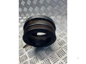 Gebruikte Krukas Poelie Mercedes Sprinter 3,5t (906.63) 313 CDI 16V Prijs € 50,00 Margeregeling aangeboden door EU Engines & Parts BV