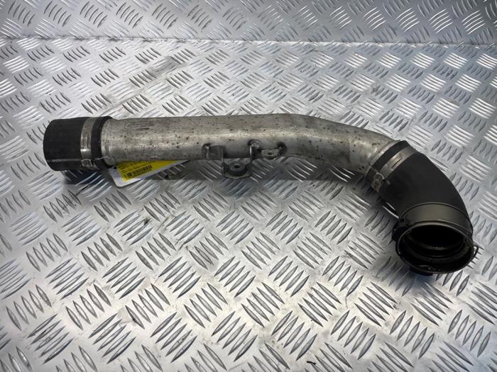 Gebruikte Intercooler Buis Mercedes C Estate (S205) C-220 d 2.2 16V 4-Matic Prijs € 45,00 Margeregeling aangeboden door EU Engines & Parts BV