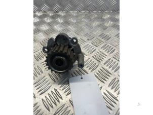 Gebruikte Waterpomp Volkswagen Multivan T5 (7E/7HC/7HF/7HM) 1.9 TDi Prijs € 20,00 Margeregeling aangeboden door EU Engines & Parts BV