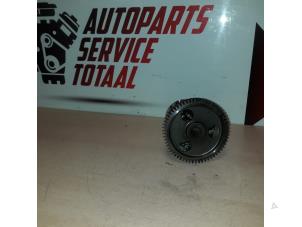 Gebruikte Oliepomp Mercedes Sprinter 3,5t (906.73) 211 CDI 16V Prijs € 50,00 Margeregeling aangeboden door EU Engines & Parts BV