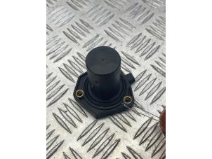 Gebruikte Olie niveau sensor Mercedes E (W212) E-250 CDI 16V BlueEfficiency Prijs € 25,00 Margeregeling aangeboden door EU Engines & Parts BV