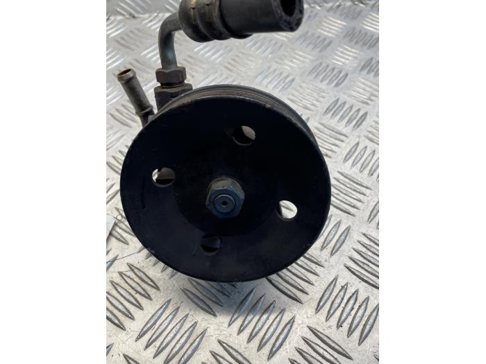 Gebruikte Servopomp Ssang Yong Musso 2.9 TD Prijs € 50,00 Margeregeling aangeboden door EU Engines & Parts BV